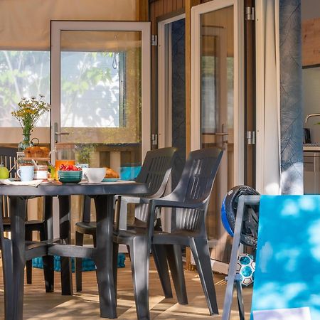 Camping Aubigny-Les Clouzeaux Aubigny  Bagian luar foto