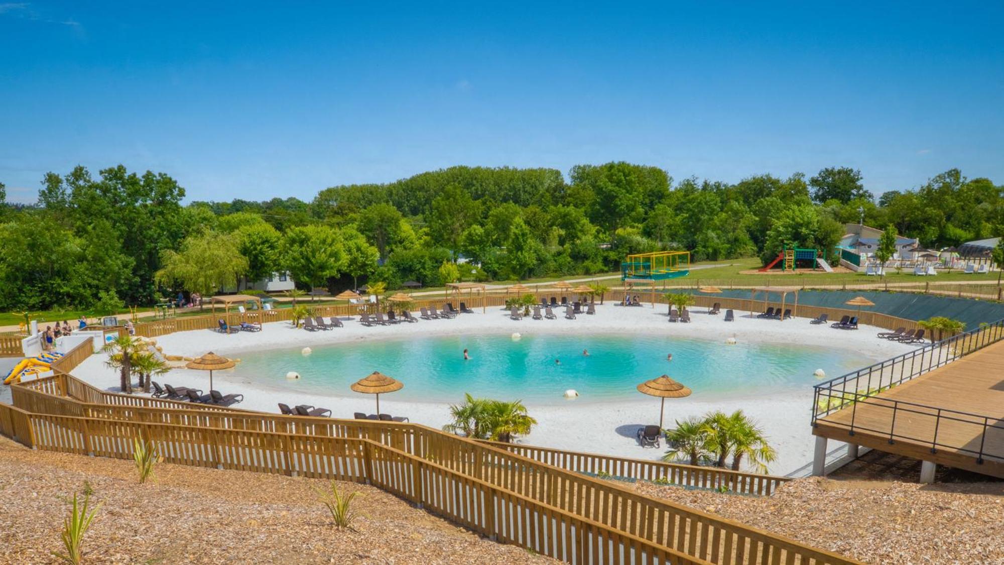 Camping Aubigny-Les Clouzeaux Aubigny  Bagian luar foto
